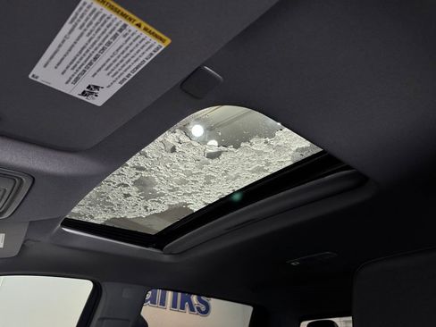 Certified 2023 GMC Sierra 1500 SLT w/ SLT Convenience Package image 19