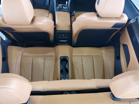 Used 2024 BMW 430i Convertible image 10