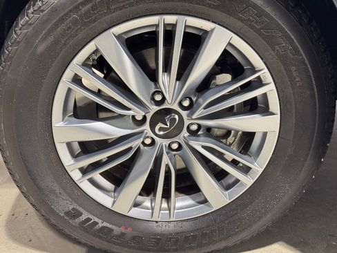 Used 2024 INFINITI QX80 Luxe image 7