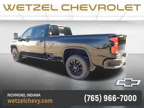 New 2026 Chevrolet Silverado 2500 High Country w/ High Country Premium Package AWD/4WD image 10