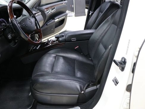 Used 2013 Mercedes-Benz S 550 4MATIC w/ Sport Pkg image 80