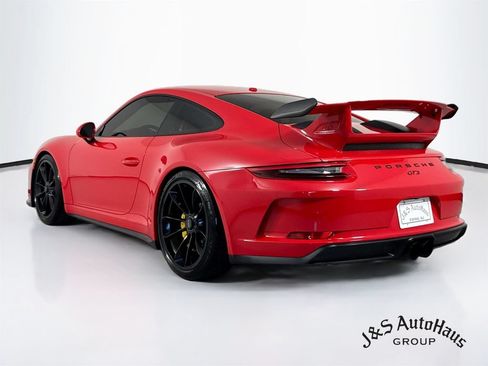 Used 2018 Porsche 911 GT3 RWD image 5