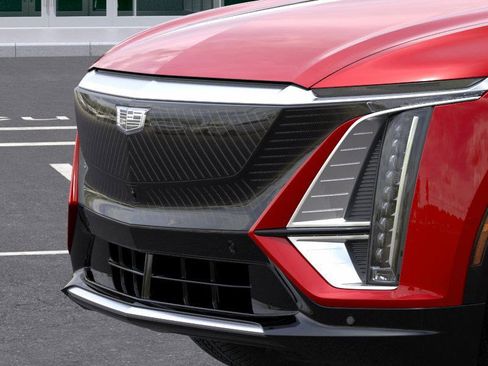 New 2025 Cadillac Lyriq Luxury image 13