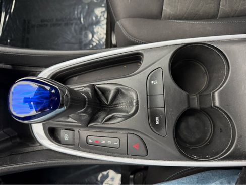 Used 2018 Chevrolet Volt LT w/ Comfort Package image 20