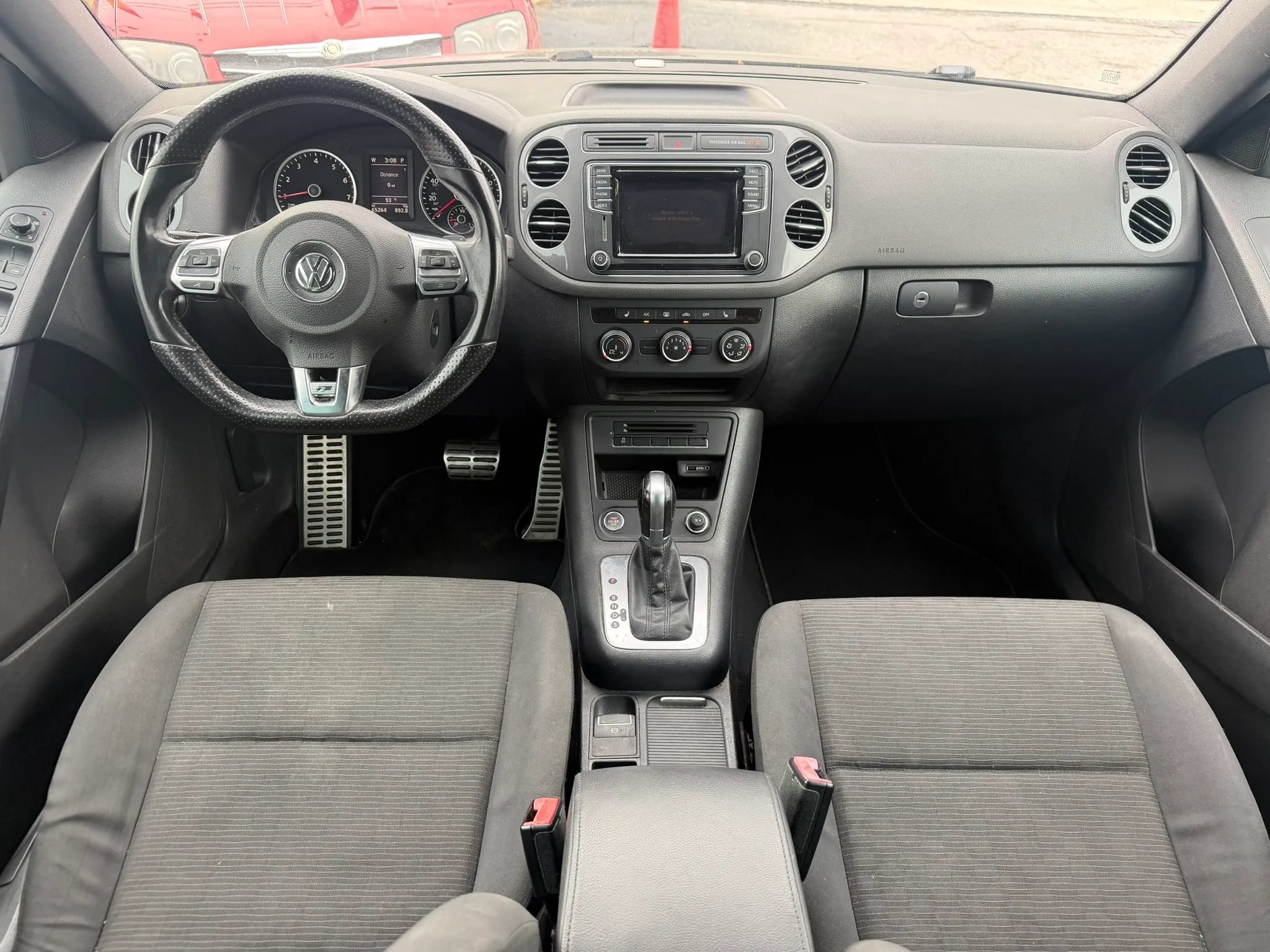 Used 2016 Volkswagen Tiguan R-Line FWD image 7