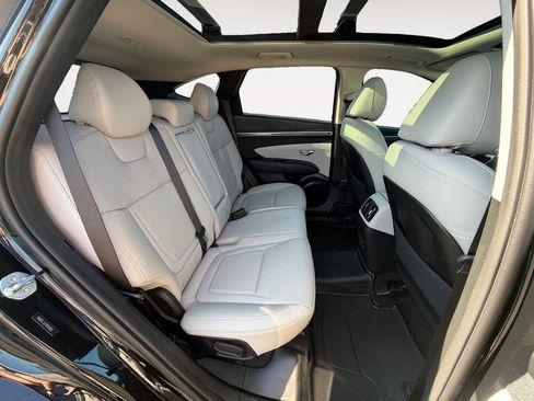 Used 2022 Hyundai Tucson Limited AWD/4WD image 23