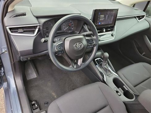 Used 2024 Toyota Corolla LE image 9