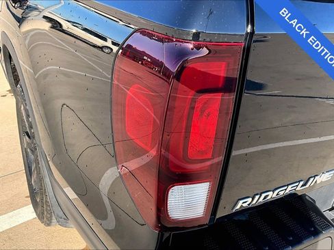 Used 2023 Honda Ridgeline Black Edition image 39
