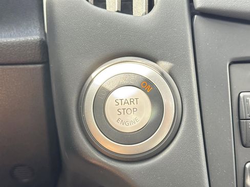 Used 2013 Nissan 370Z Coupe image 31