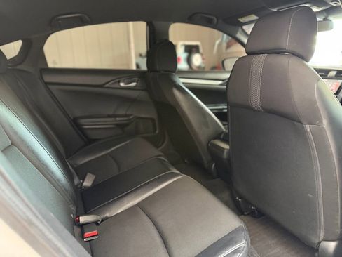 Used 2019 Honda Civic Sport image 17