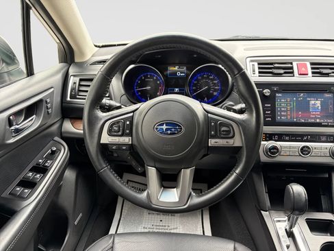 Used 2017 Subaru Outback 3.6R Limited AWD/4WD image 29