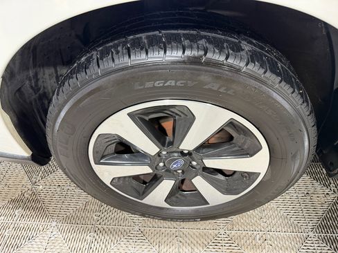 Used 2018 Subaru Forester 2.5i Premium image 28