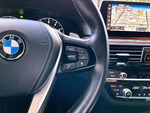 Used 2017 BMW 530i image 24