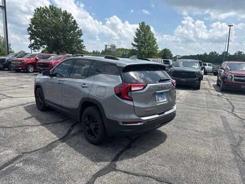 Used 2023 GMC Terrain AT4 AWD/4WD image 6