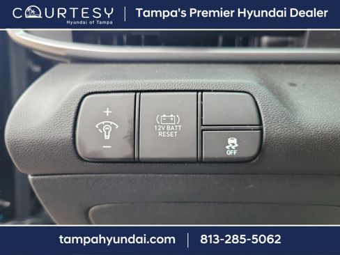 Certified 2025 Hyundai Elantra Blue image 14