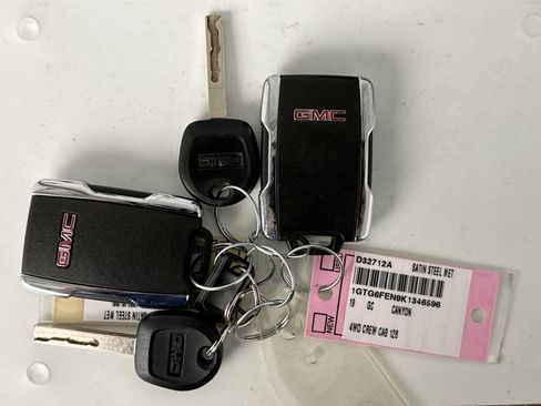 Used 2019 GMC Canyon All Terrain w/ Trailering Package AWD/4WD image 22