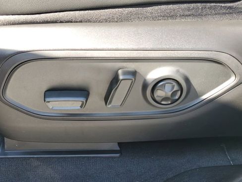 New 2025 Jeep Grand Cherokee Altitude image 22