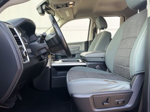 Used 2018 RAM 1500 Lone Star RWD image 5