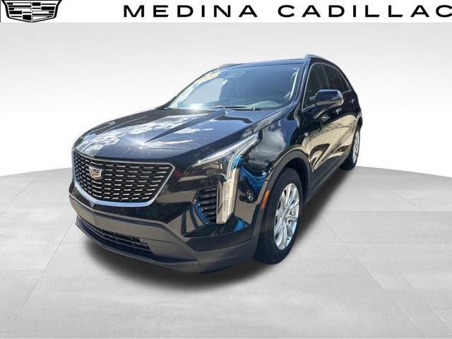 Used 2021 Cadillac XT4 Luxury FWD image 1
