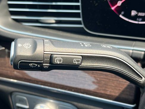 Certified 2025 Mercedes-Benz GLE 350 GLE 350 image 32