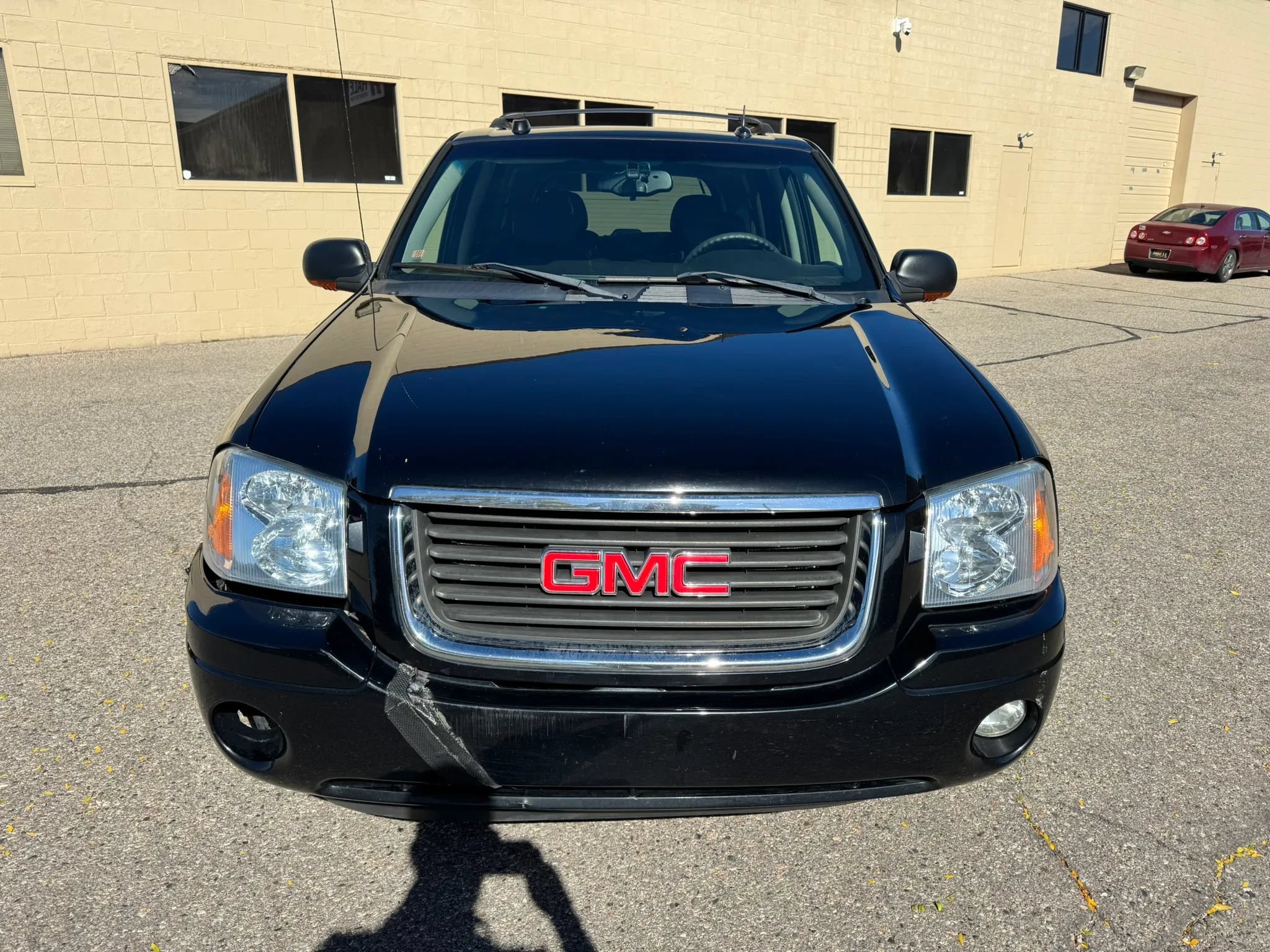 Used 2005 GMC Envoy SLT AWD/4WD image 2