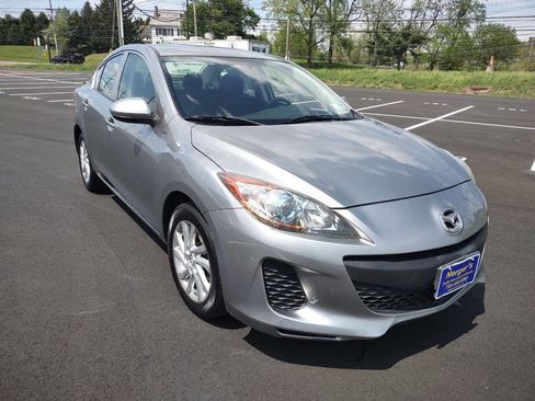 Used 2012 MAZDA MAZDA3 i Touring FWD image 4