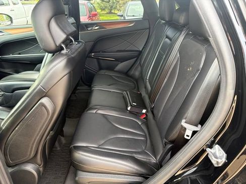 Used 2018 Lincoln MKC Reserve AWD/4WD image 17