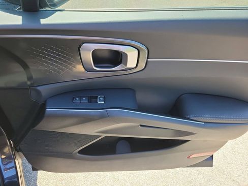 New 2026 Kia Sorento LX FWD image 10