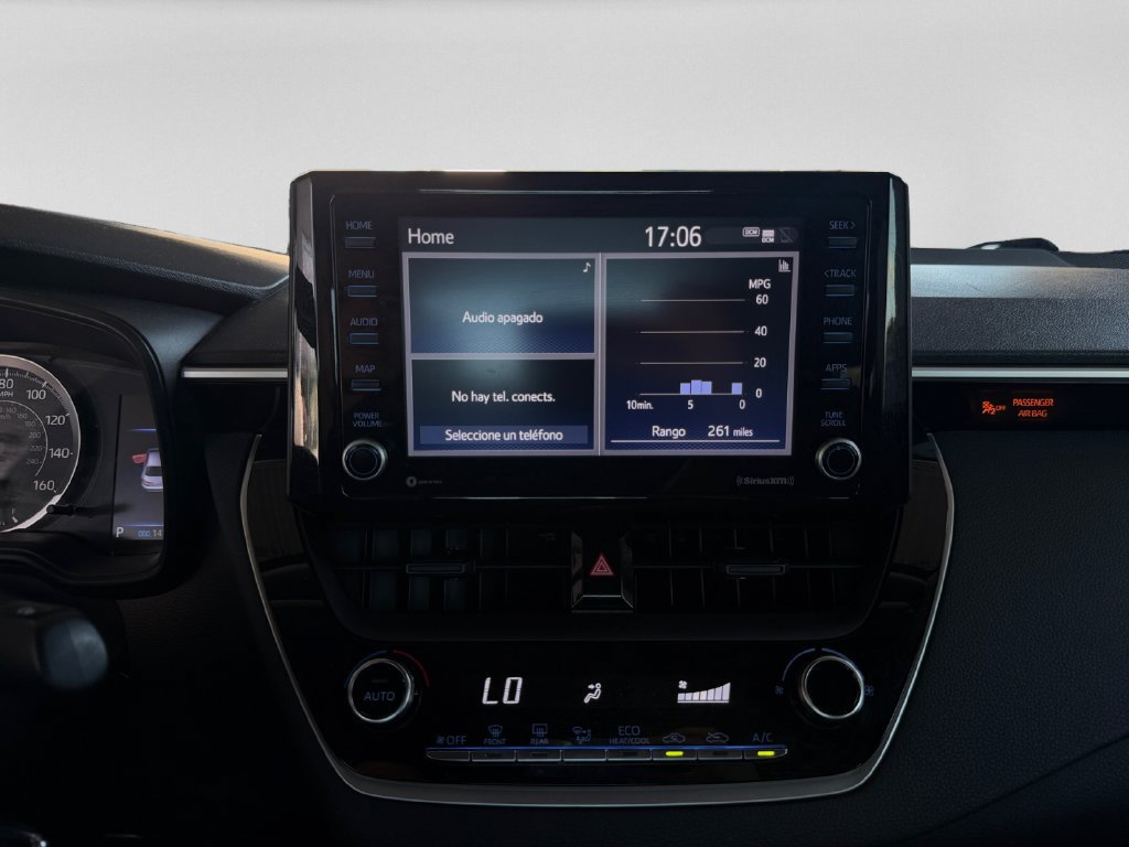 Used 2022 Toyota Corolla LE FWD image 14