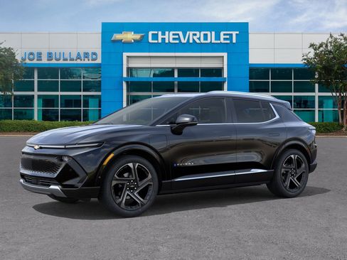 New 2025 Chevrolet Equinox EV LT w/ Convenience Package II FWD image 36