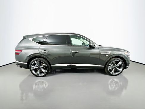 Certified 2025 Genesis GV80 2.5T Prestige image 4