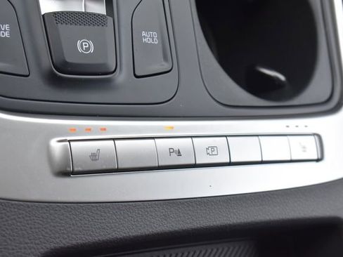 New 2026 Kia Carnival LXS image 25