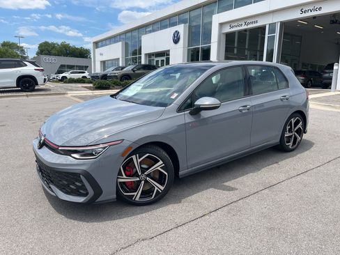 New 2026 Volkswagen GTI SE FWD image 1