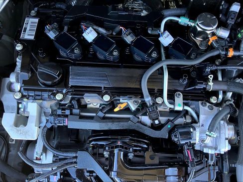 Used 2024 Toyota Corolla SE image 32