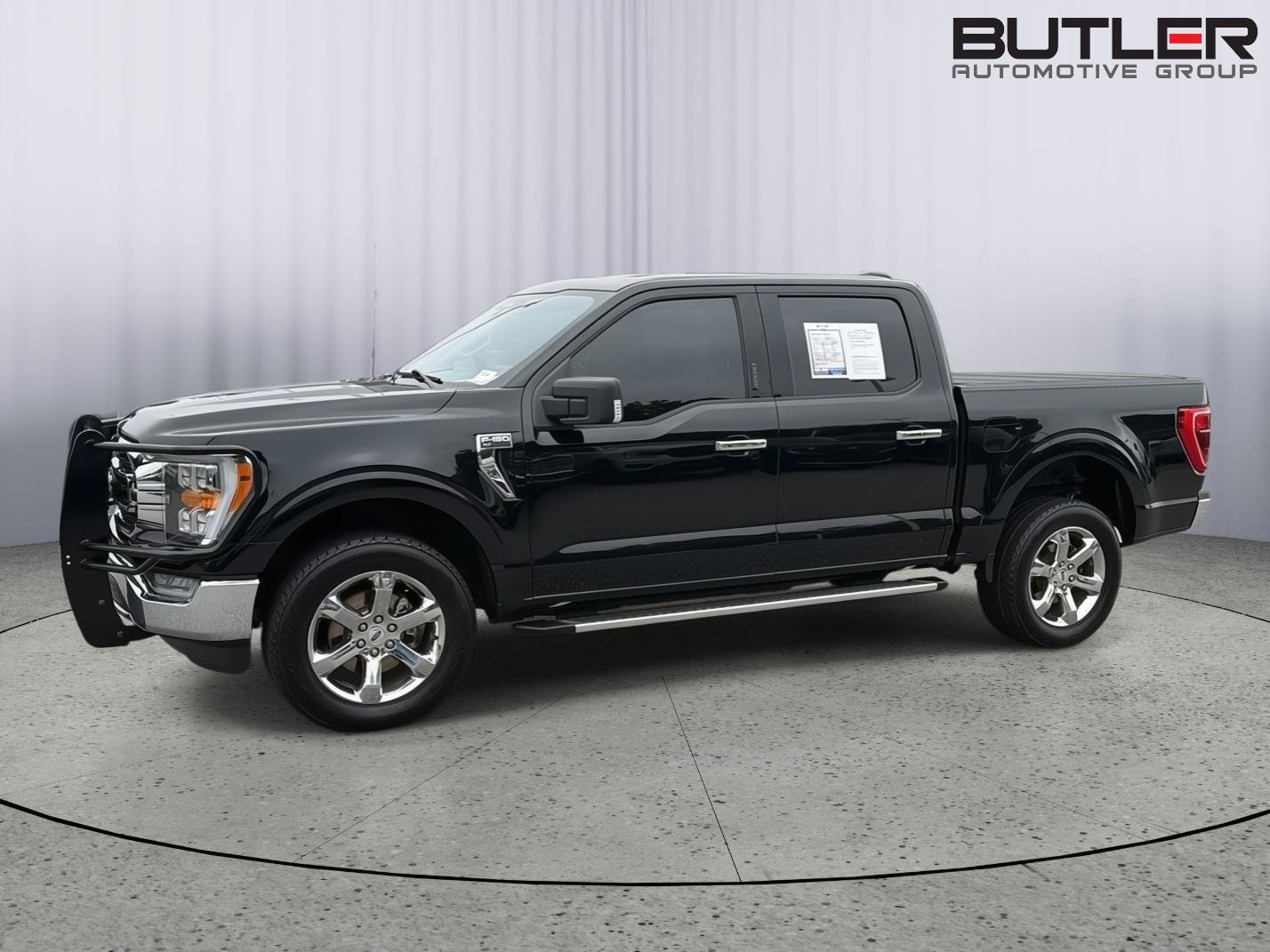 Used 2023 Ford F150 XLT w/ Equipment Group 302A High RWD image 3