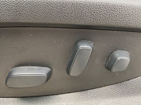Used 2019 Chevrolet Silverado 1500 LT w/ All Star Edition AWD/4WD image 29