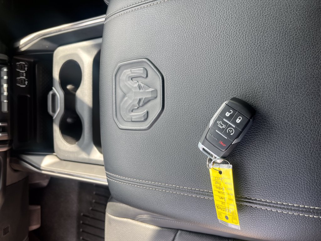 Used 2024 RAM 2500 Rebel AWD/4WD image 28