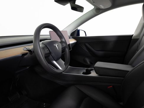 Used 2021 Tesla Model Y Long Range AWD/4WD image 13