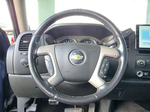 Used 2011 Chevrolet Silverado 1500 LT image 14
