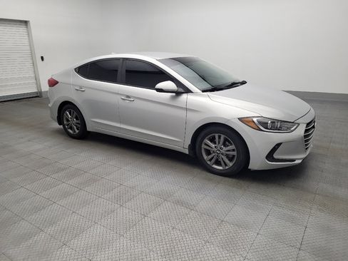 Used 2018 Hyundai Elantra SEL image 11