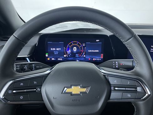 New 2025 Chevrolet Tahoe LS image 3