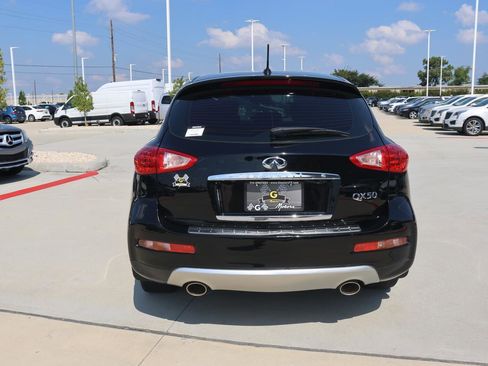 Used 2017 INFINITI QX50 2WD image 4