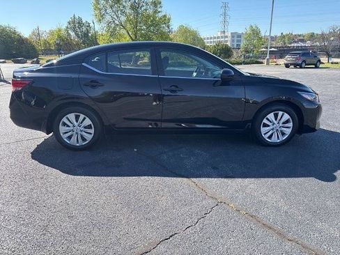 Certified 2024 Nissan Sentra S FWD image 4