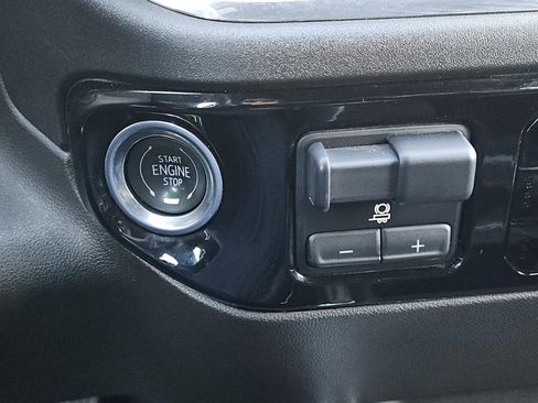 Used 2024 Chevrolet Silverado 2500 LTZ w/ LTZ Premium Package image 16