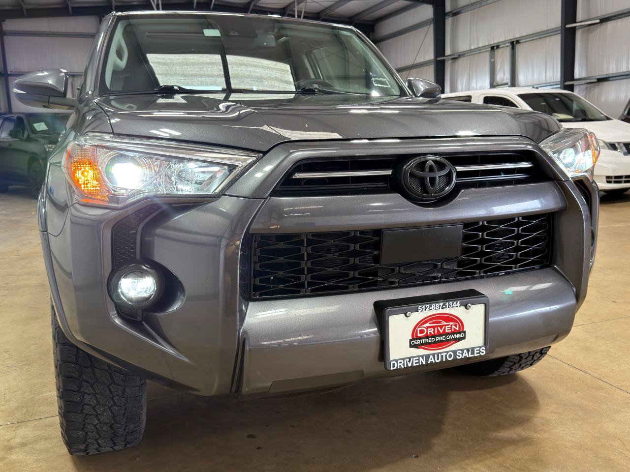 Used 2022 Toyota 4Runner SR5 Premium RWD image 10