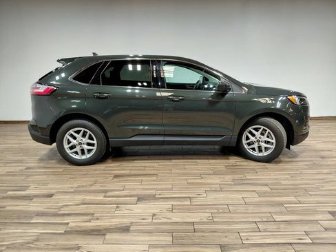 Used 2024 Ford Edge SEL w/ Convenience Package AWD/4WD image 16