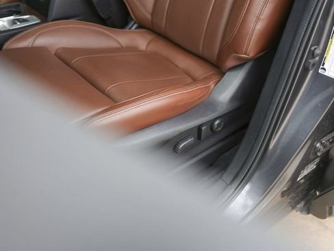 Used 2023 Subaru Ascent Touring image 16