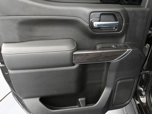 Used 2020 Chevrolet Silverado 1500 LTZ w/ Safety Package AWD/4WD image 30