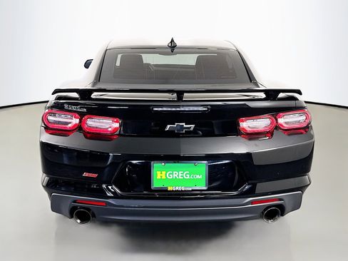 Used 2019 Chevrolet Camaro SS image 8