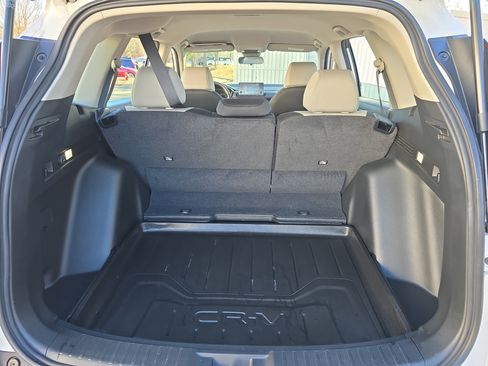 Used 2023 Honda CR-V LX image 13